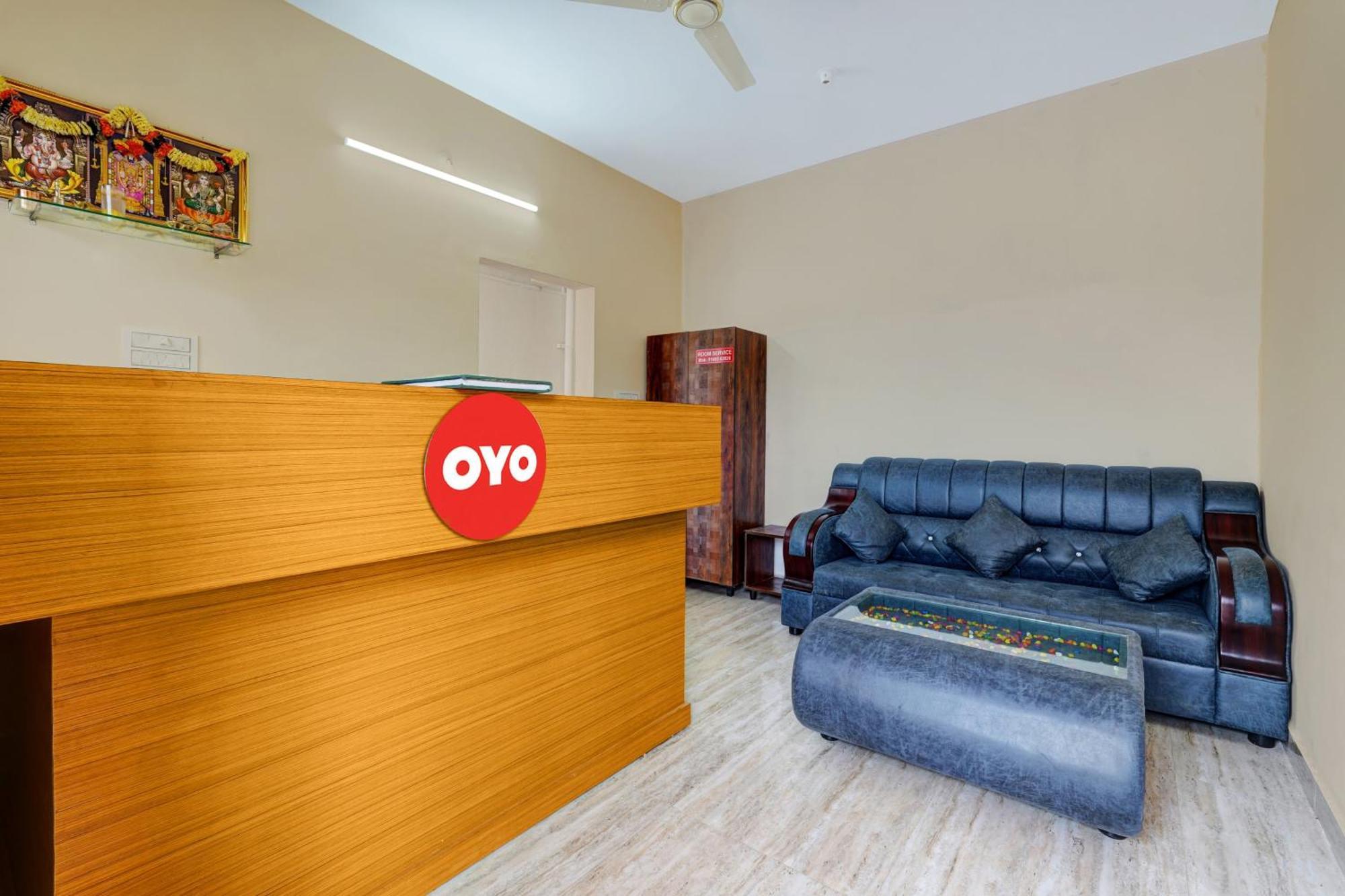 Oyo Flagship Shri Sai Palace Kumbalgod 외부 사진